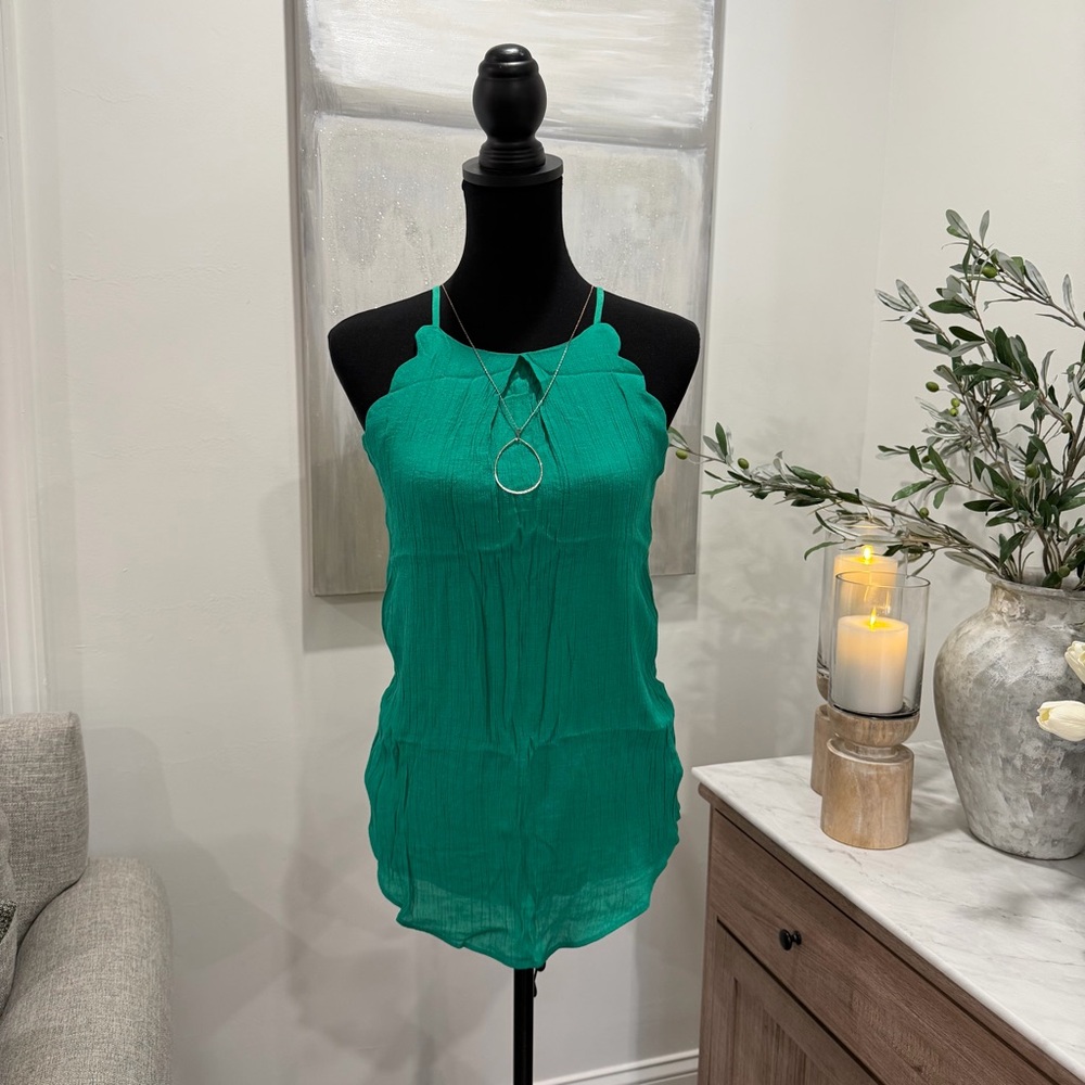 Fortune + Ivy Kelly Green Halter Neck Women Top